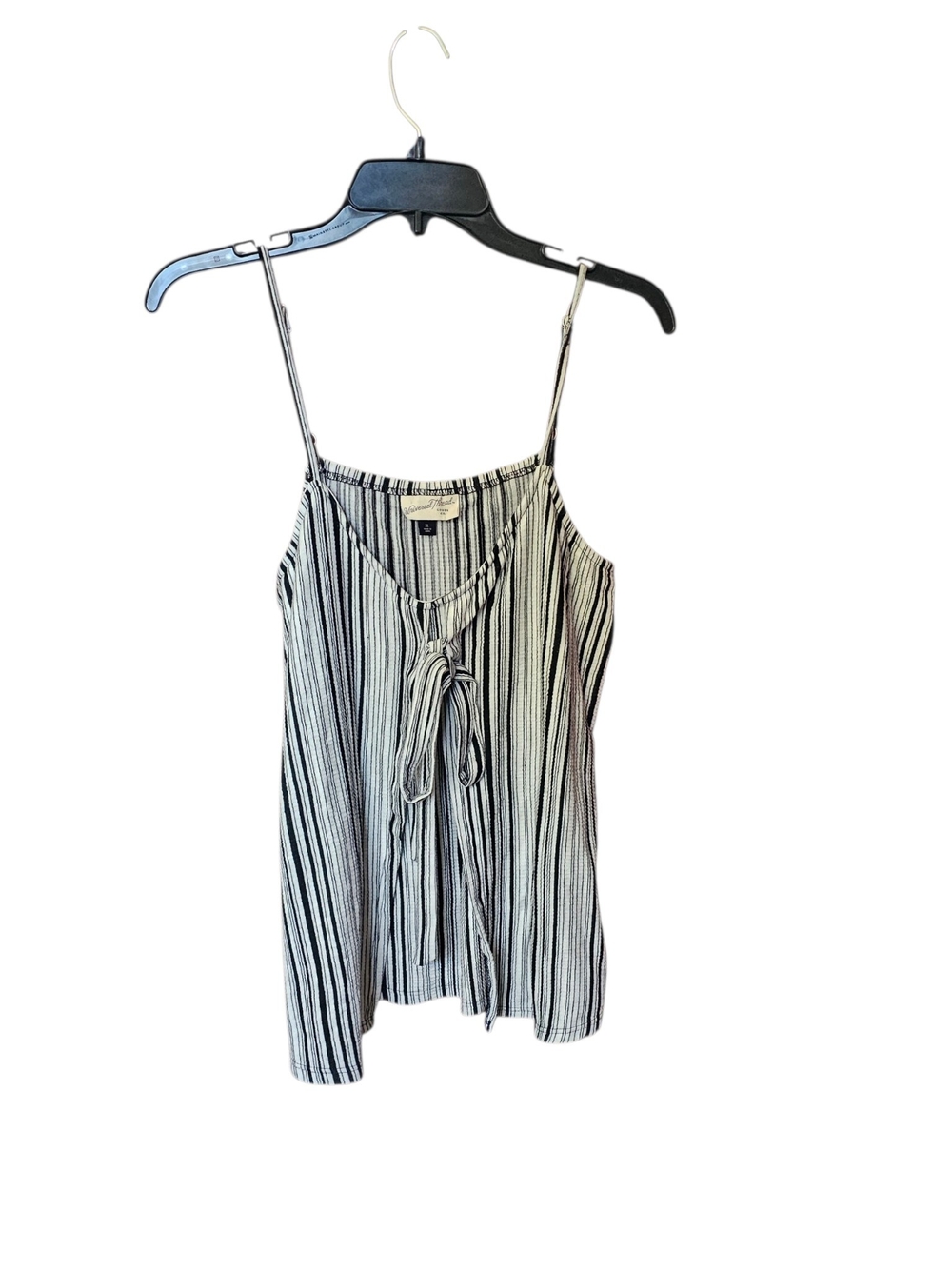 ⚡️4/$20 Universal Thread Black White Striped Tie Front Cami XL